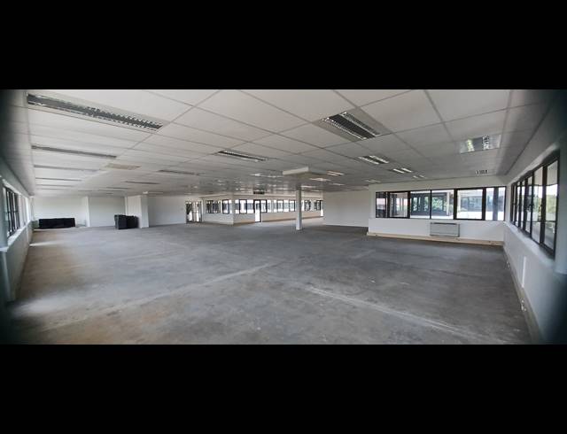 929M² OFFICE TO LET IN ILLOVO